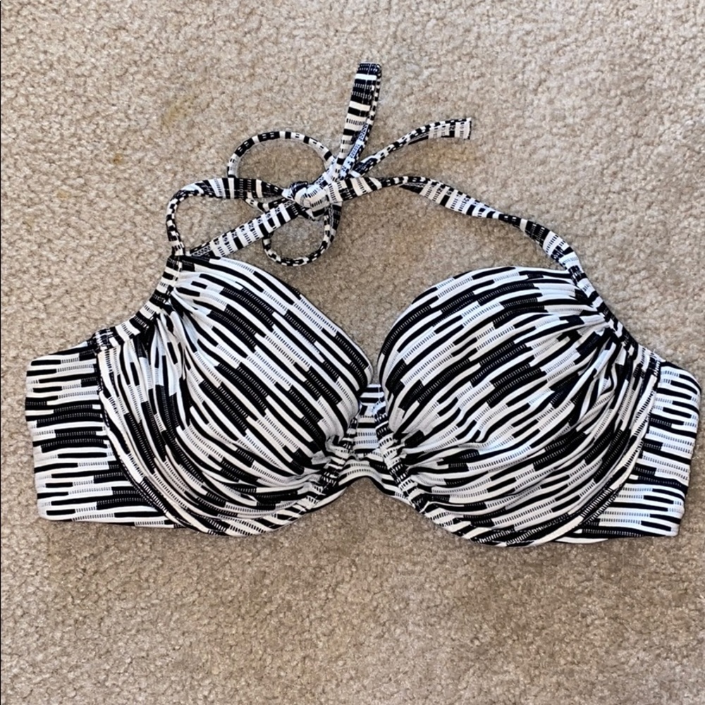 Victoria Secret black/white swim suit top-36c